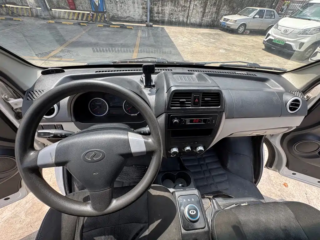 Ruichi EC35 2023 EC35V Standard 38.64 kWh купить на сайте DeffCars