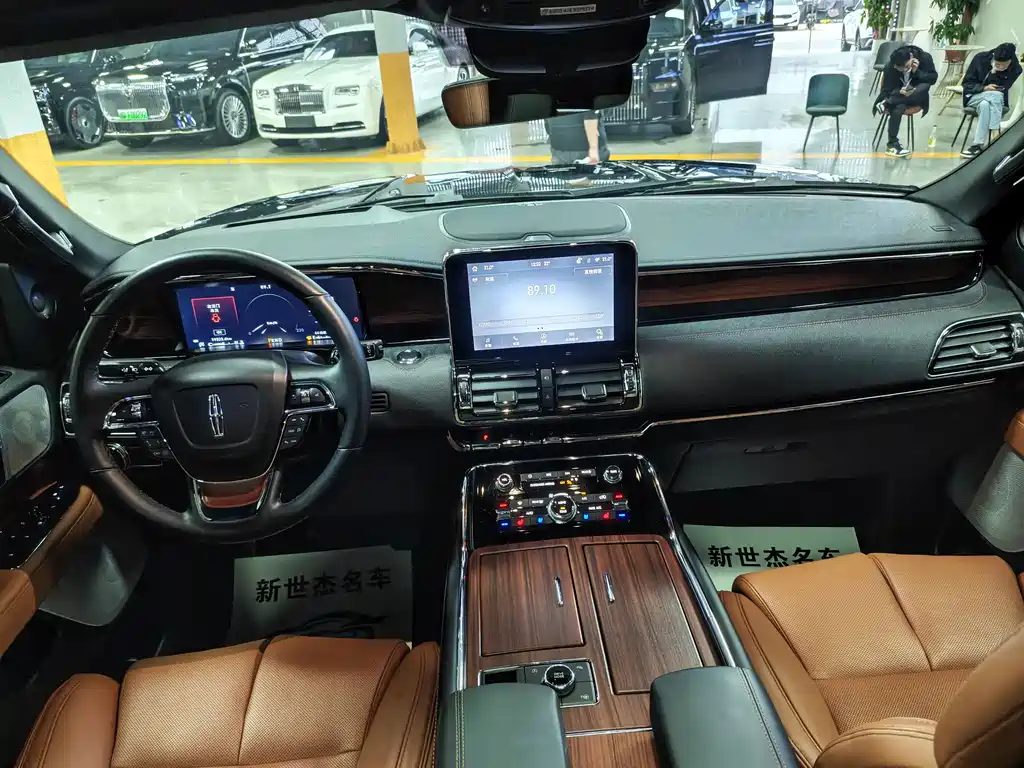 Navigator 2020 3.5T Honor Edition купить на сайте DeffCars