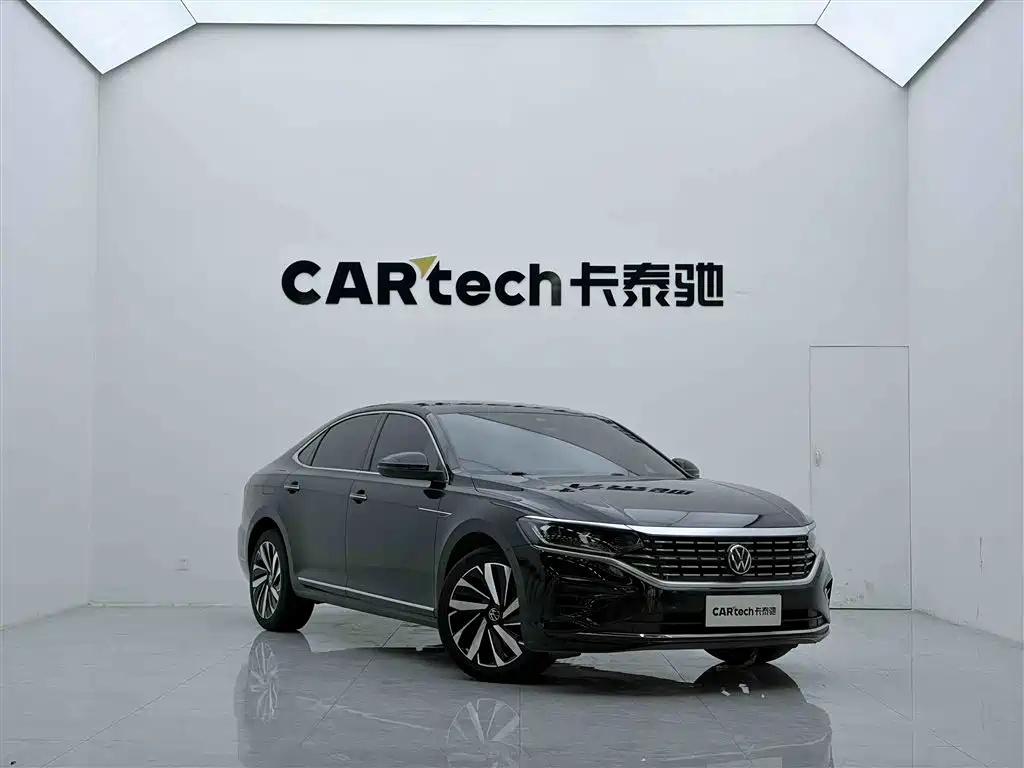 Passat 2022 330TSI Deluxe Edition купить на сайте DeffCars