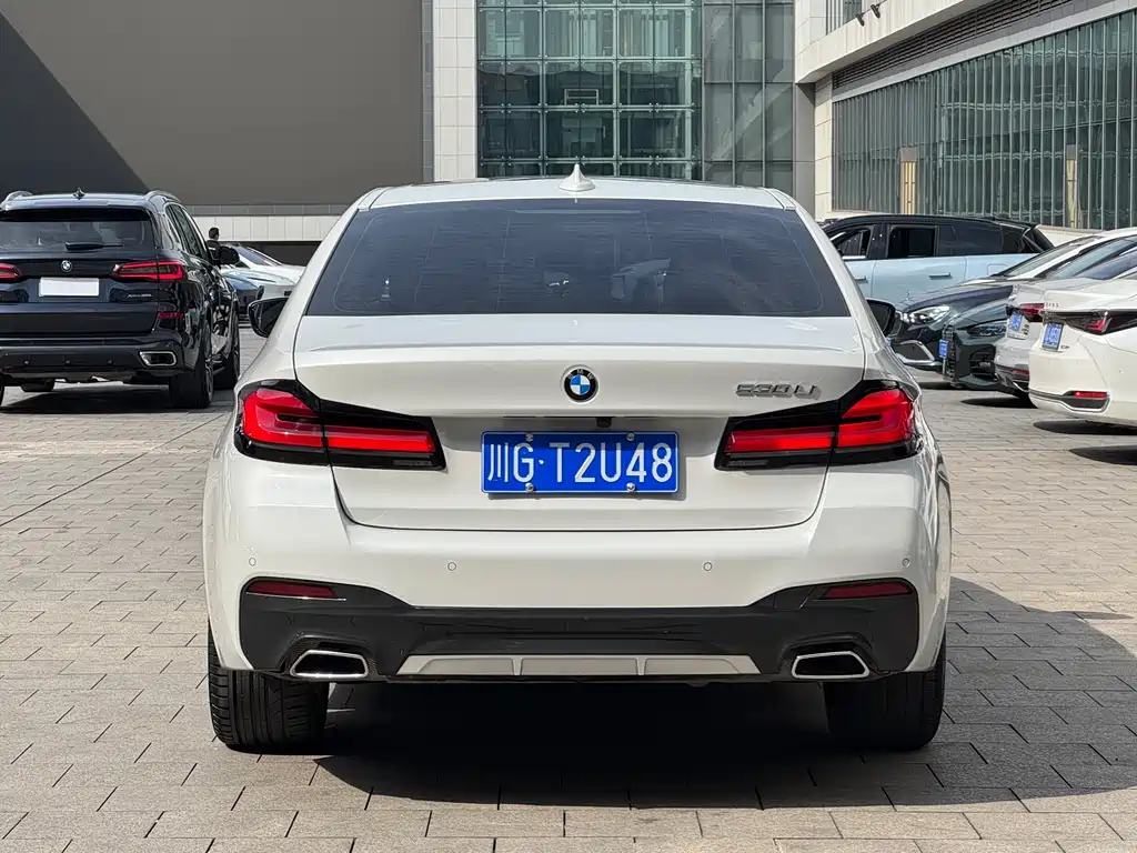 BMW 5 Series 2022 facelift 530Li leading M sports package купить на сайте DeffCars