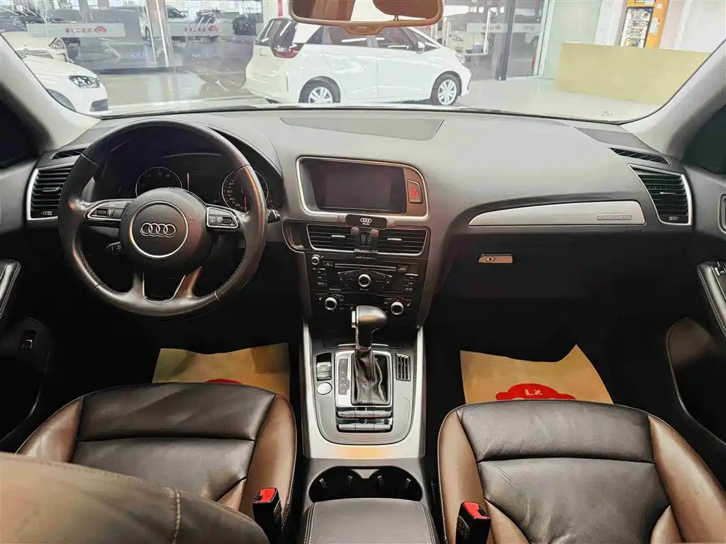 Audi Q5 2017 Plus 40 TFSI Technology купить на сайте DeffCars