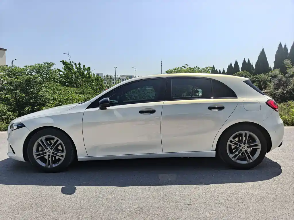 Mercedes-Benz A-Class Imported 2021 A 200 Dynamic купить на сайте DeffCars