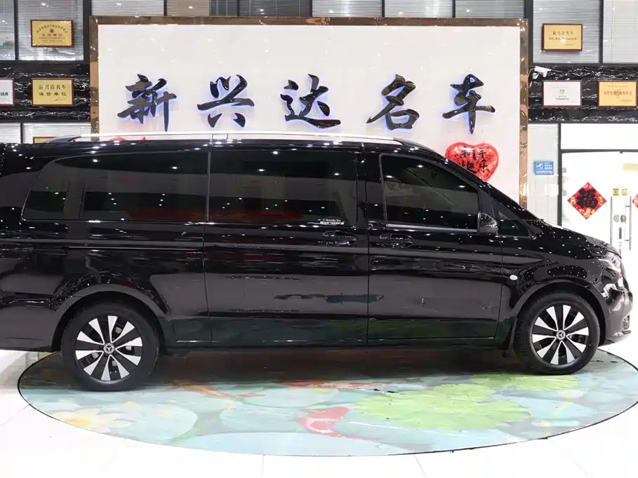 Vito 2023 2.0T Business Edition 7 seats купить на сайте DeffCars