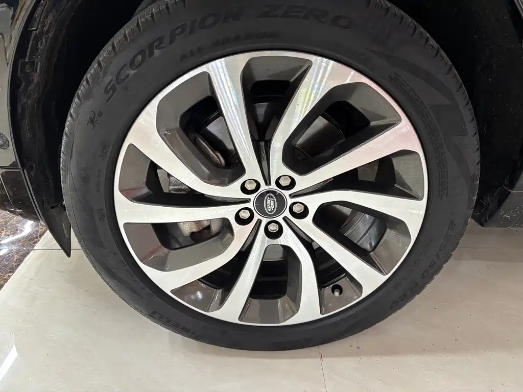Discovery Sport 2021 249PS R-Dynamic HSE Luxury Custom Edition купить на сайте DeffCars