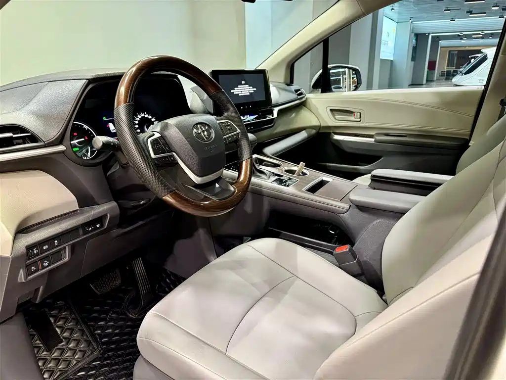 Grevia 2024 2.5L Hybrid Comfort Edition купить на сайте DeffCars