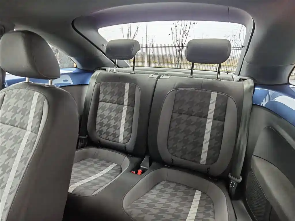 Beetle 2018 180TSI Yile Type купить на сайте DeffCars