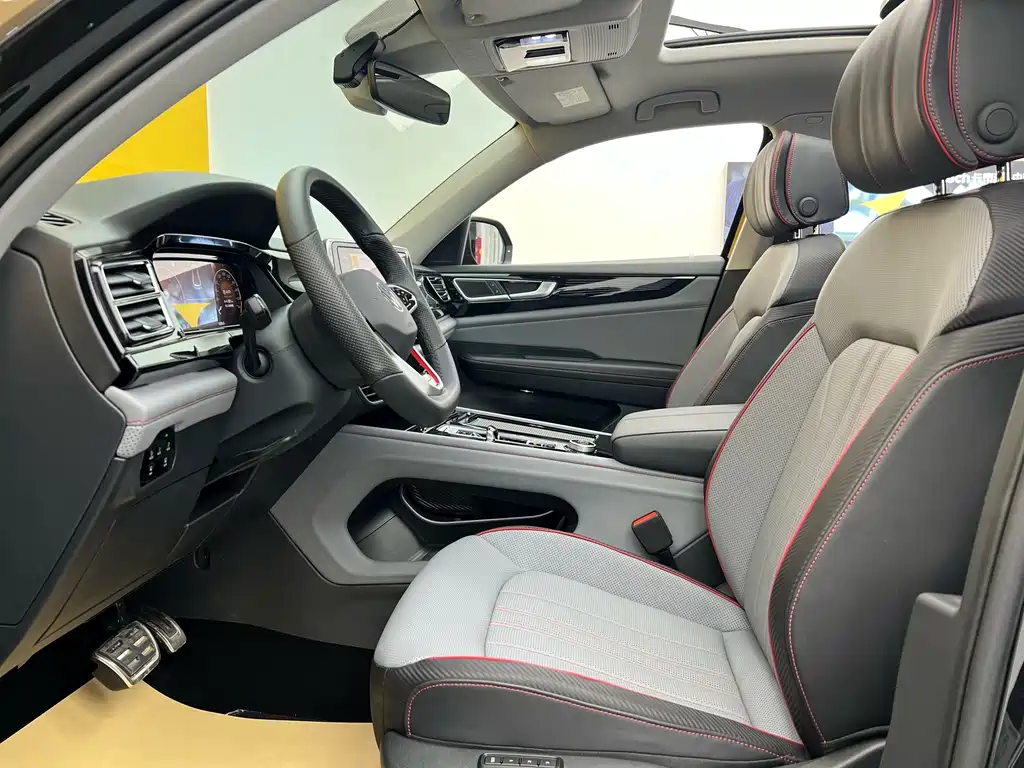 Touron 2024 Touron X 380TSI four-wheel drive luxury version купить на сайте DeffCars