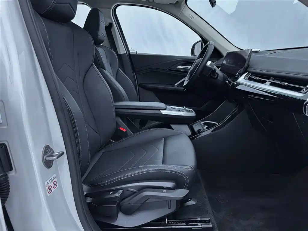 BMW X1 2023 sDrive20Li X Design Package купить на сайте DeffCars