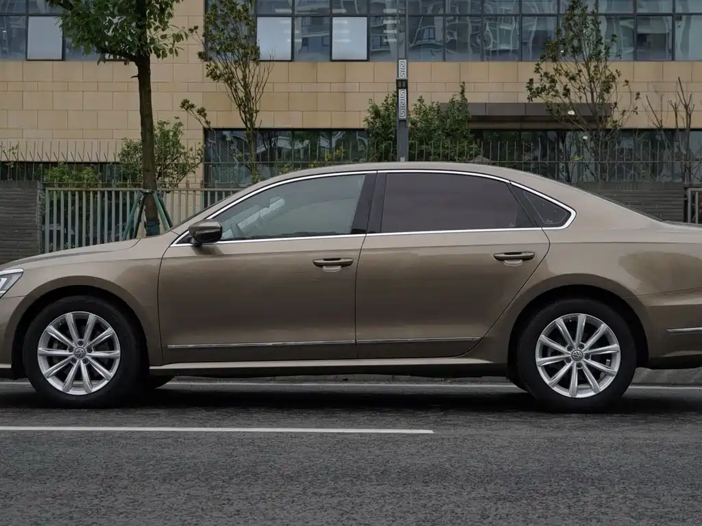 Passat 2017 280TSI DSG Premium Edition купить на сайте DeffCars