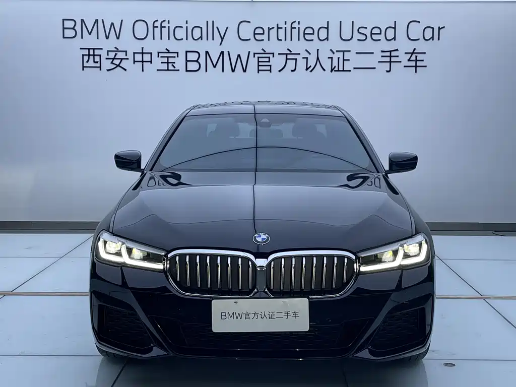 BMW 5 Series 2022 525Li M Sports Package купить на сайте DeffCars