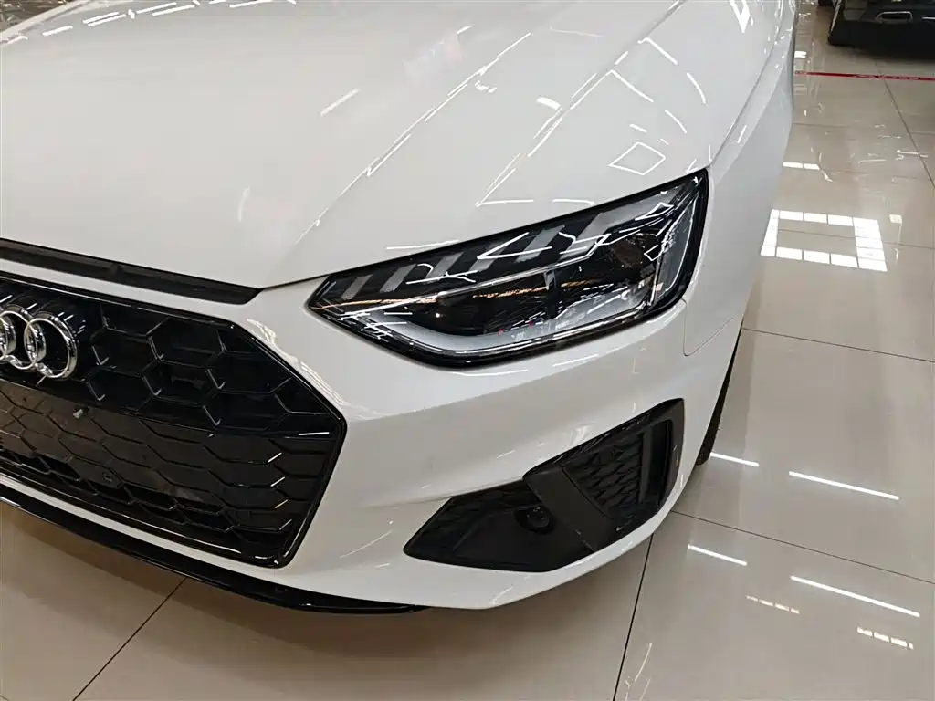 Audi A4L 2022 40 TFSI luxury and dynamic model купить на сайте DeffCars