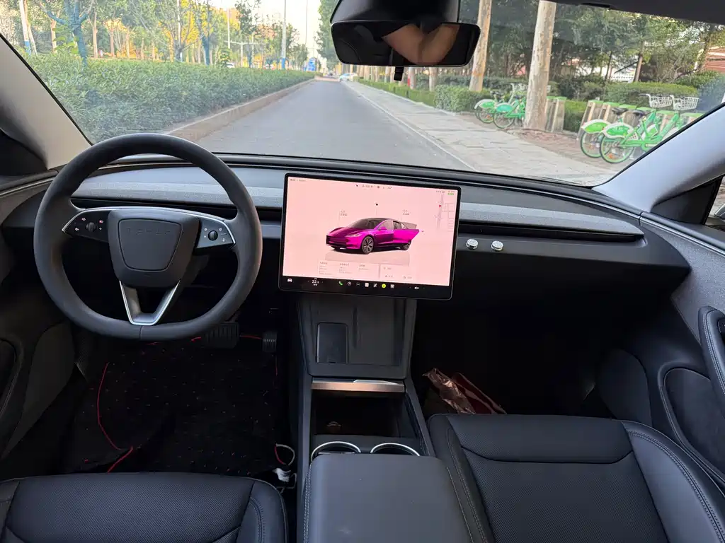 Model 3 2025 rear-wheel drive version купить на сайте DeffCars