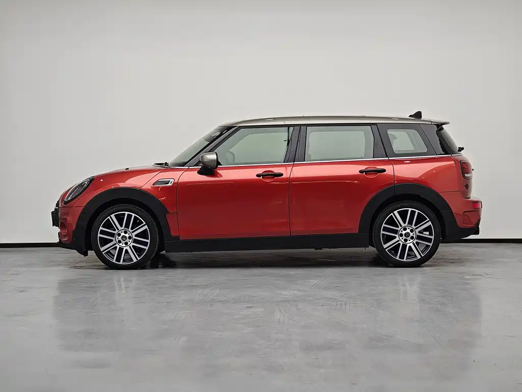 MINI CLUBMAN 2023 2.0T COOPER S Connoisseur купить на сайте DeffCars