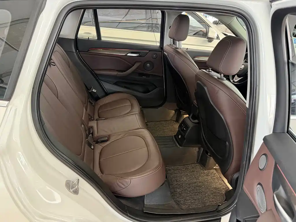 BMW X1 2016 sDrive20Li luxury model купить на сайте DeffCars
