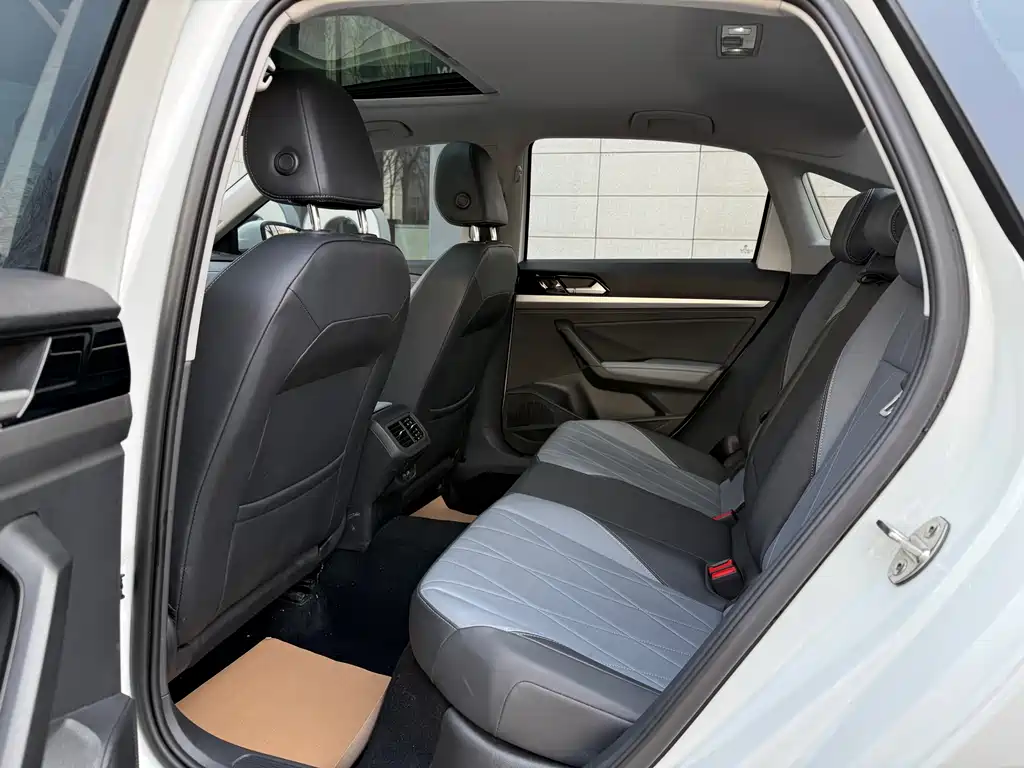 Lavida 2023 facelift 1.5L automatic 5 million version купить на сайте DeffCars