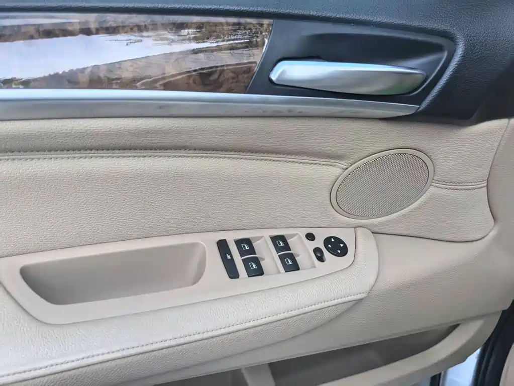 BMW X5 imported 2011 xDrive35i leading model купить на сайте DeffCars