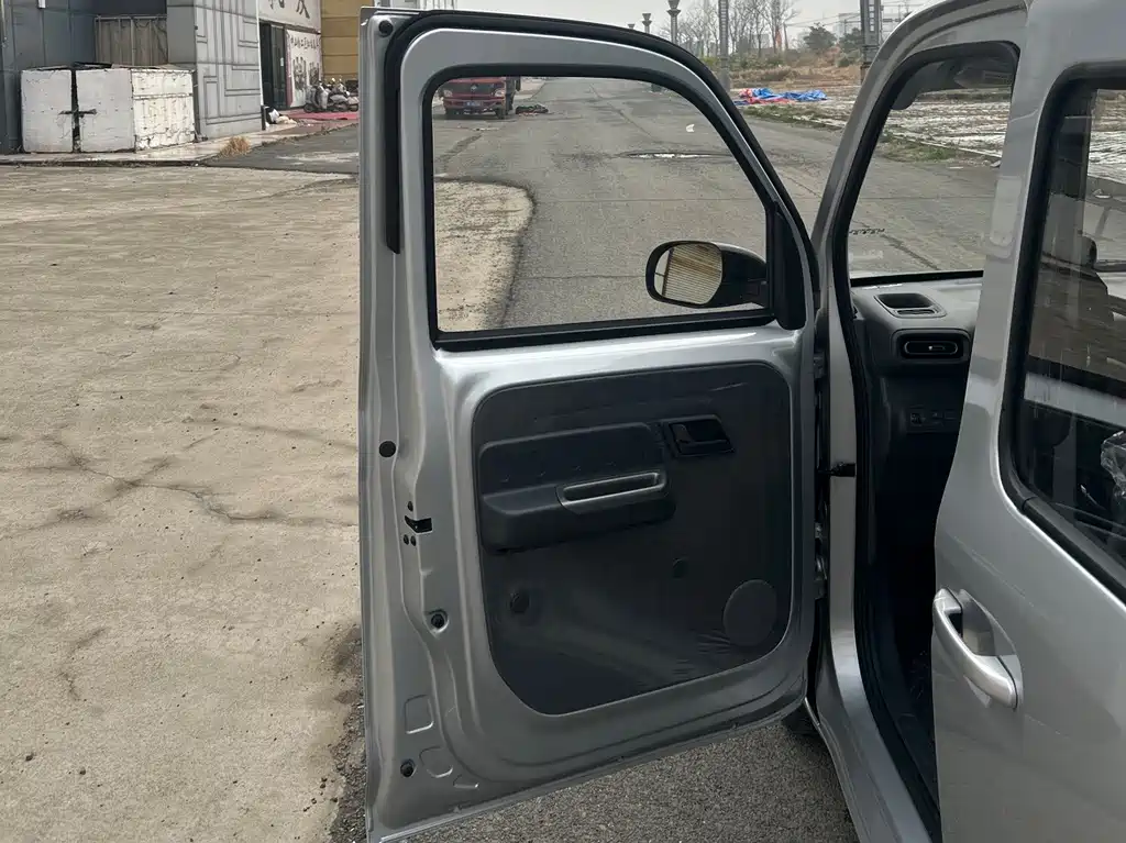 Wuling Zhiguang New Energy 2025 Model 201km Comfort Model купить на сайте DeffCars