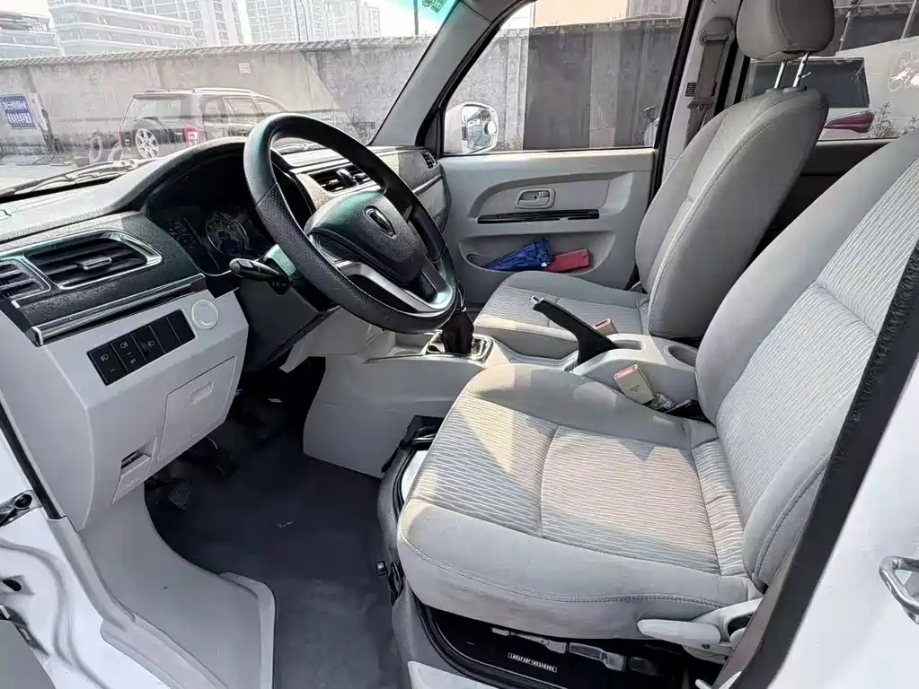 Hiace X30 2021 1.5L Comfort Central Air Conditioning Van Country VI SWC15M купить на сайте DeffCars