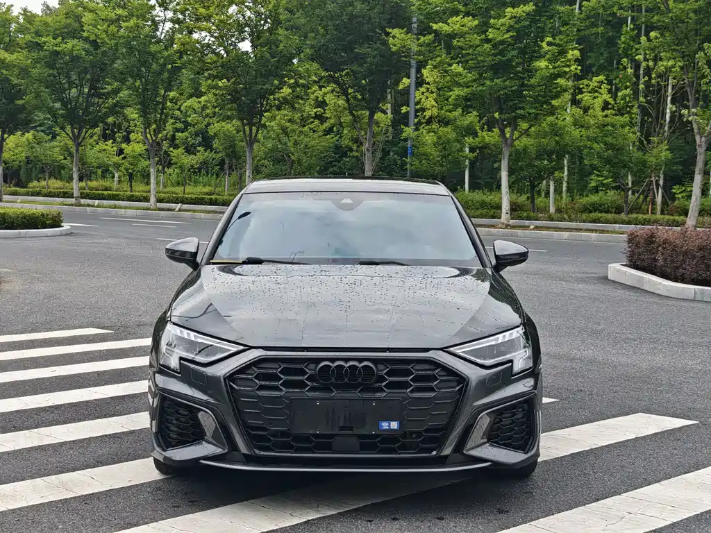 Audi A3 2023 facelift Sportback 35 TFSI stylish and sporty купить на сайте DeffCars