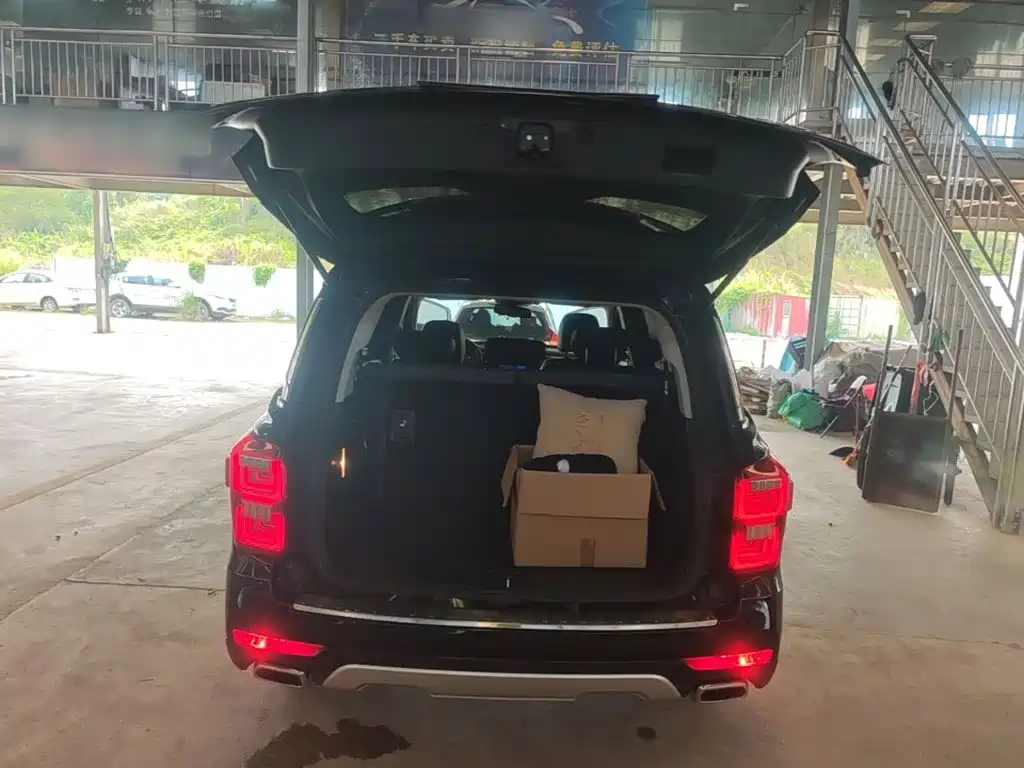 Trumpchi GS8 2017 320T two-wheel drive luxury version (seven seats) купить на сайте DeffCars