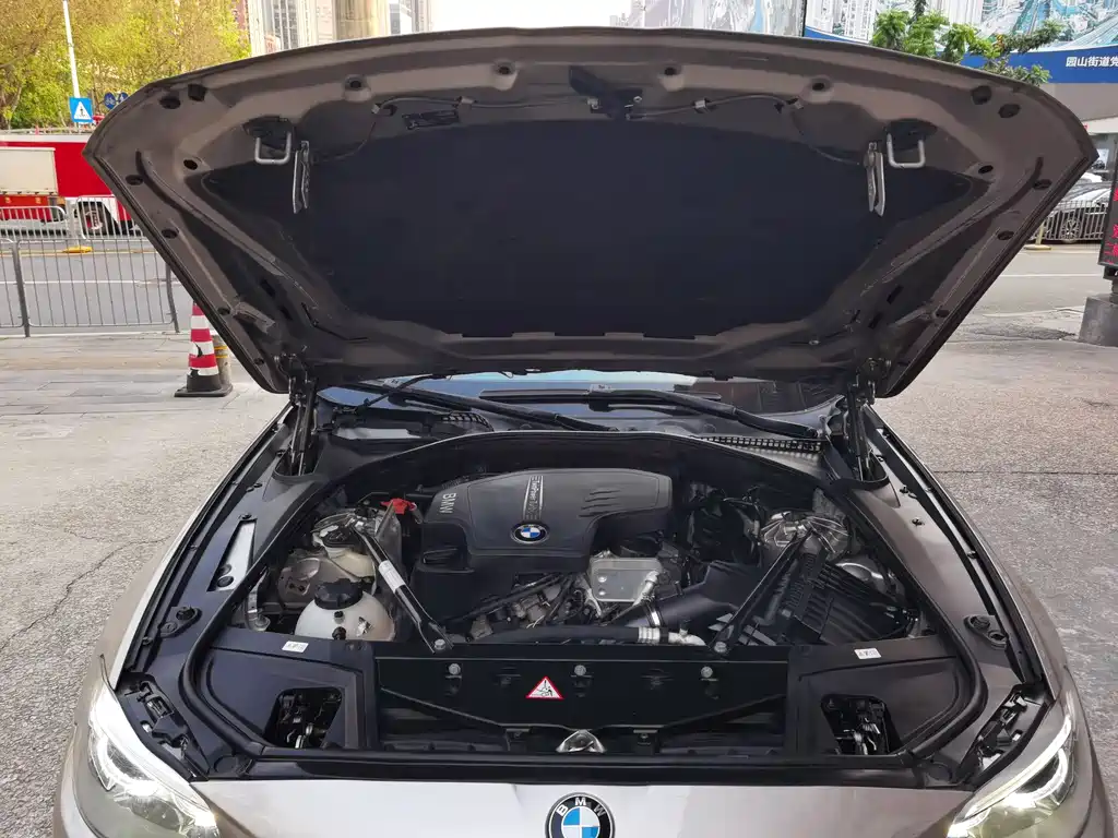 BMW 5 Series 2014 528Li Luxury Design Package купить на сайте DeffCars