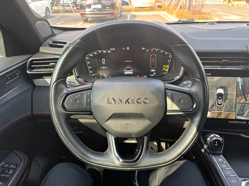 Lynk & Co 05 2022 2.0TD four-wheel drive Halo купить на сайте DeffCars