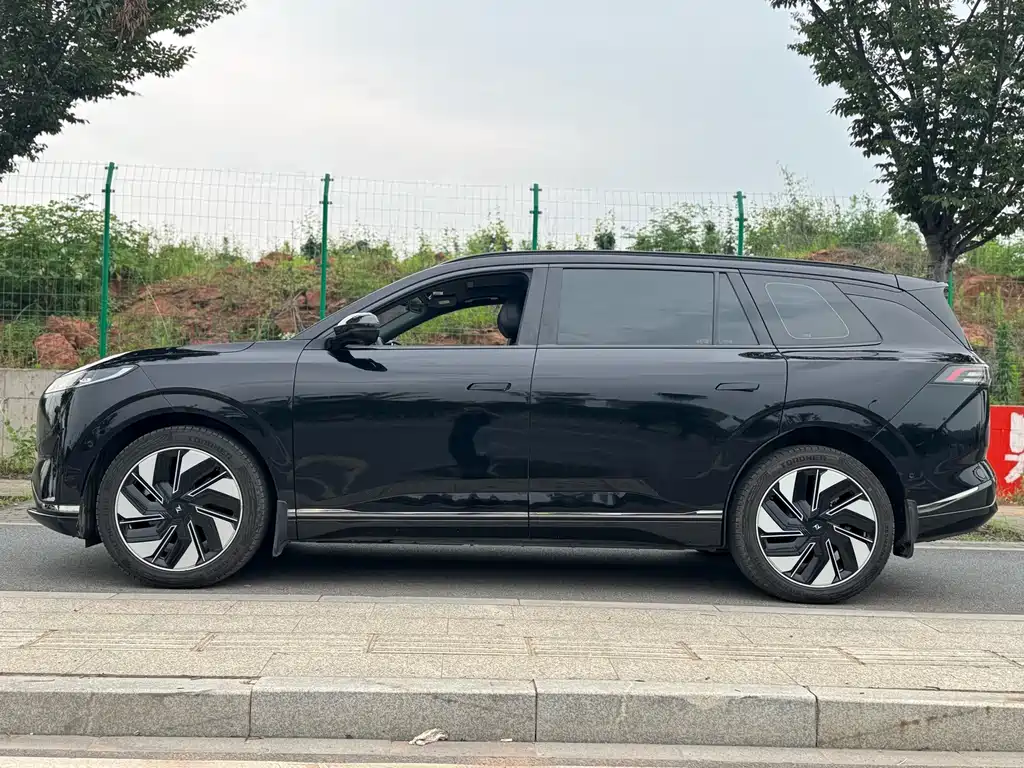 eπ008 2025 model 636Ultra pure electric version 5 seats купить на сайте DeffCars