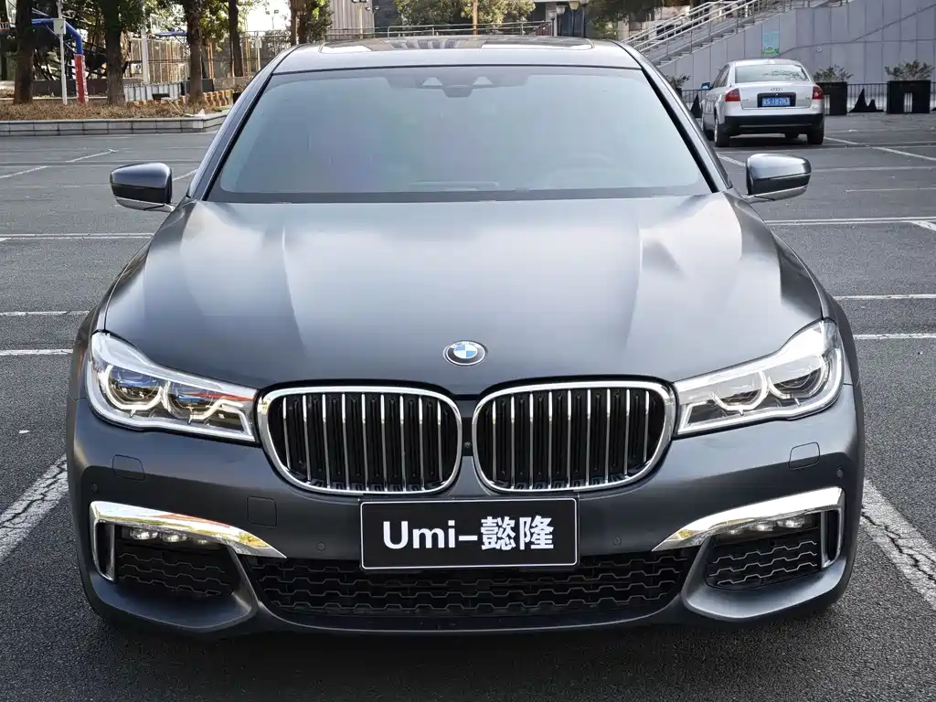 BMW 7 Series 2018 740Li xDrive Exclusive M Sports Package купить на сайте DeffCars