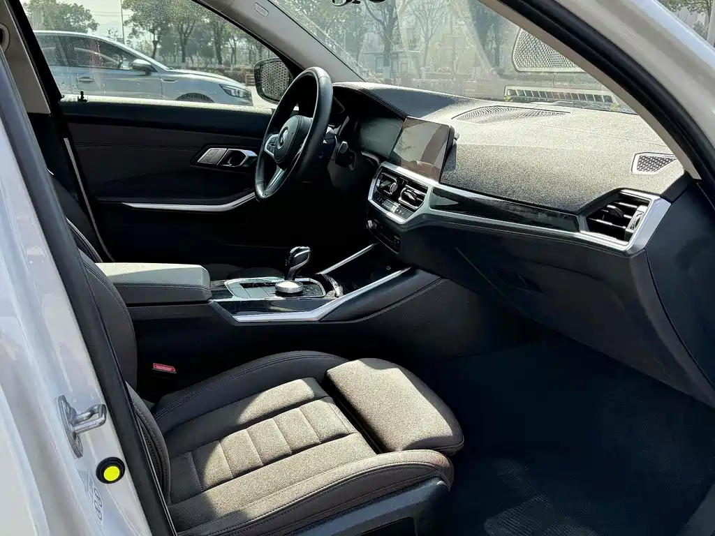 BMW 3 Series 2020 325Li M Sports Package купить на сайте DeffCars