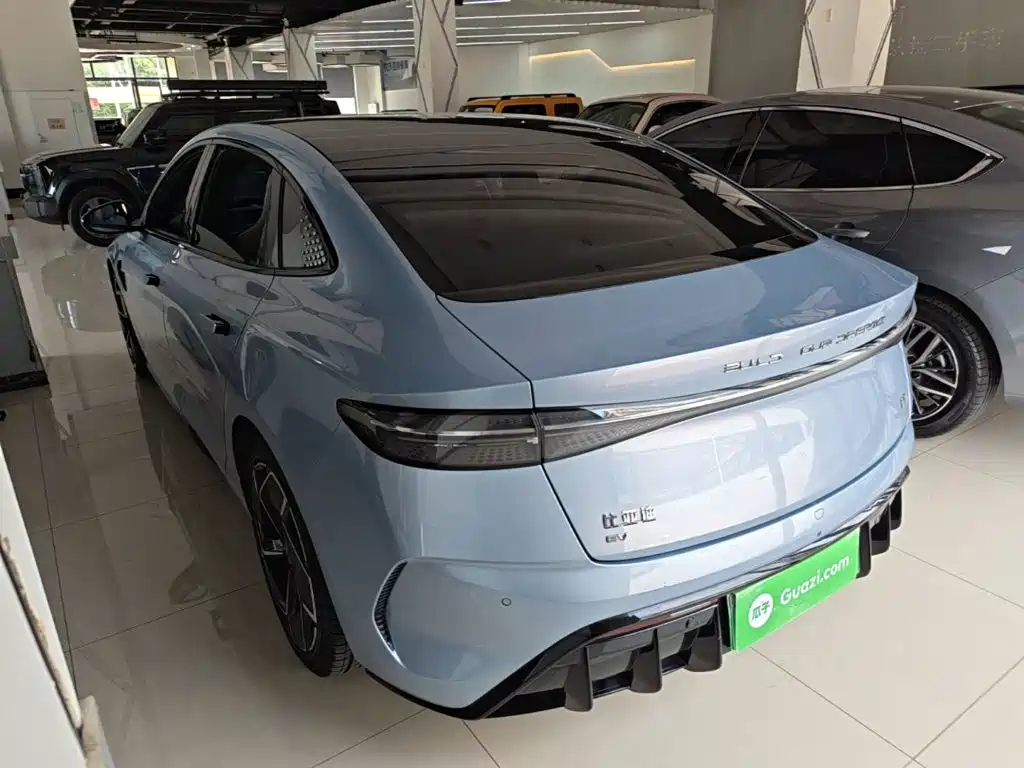 Seal 2022 700km long range rear-wheel drive version купить на сайте DeffCars