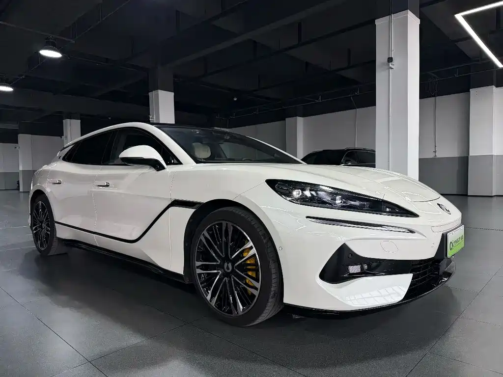 Denza Z9GT 2024 1100 four-wheel drive Ultra version купить на сайте DeffCars