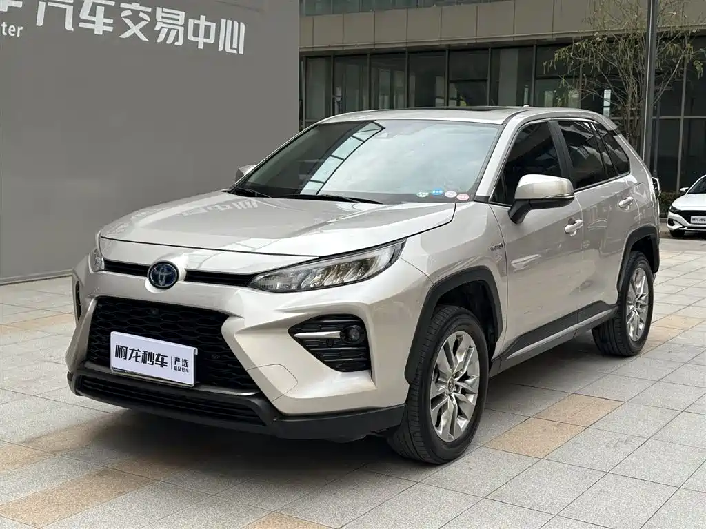 Wilanda 2022 dual engine 2.5L E-CVT two-wheel drive luxury PLUS version купить на сайте DeffCars