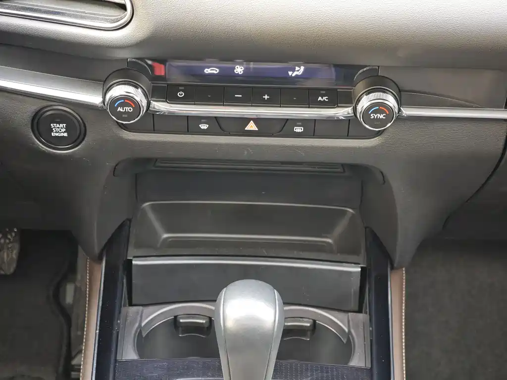Mazda CX-30 2021 2.0L automatic Jiayue type купить на сайте DeffCars