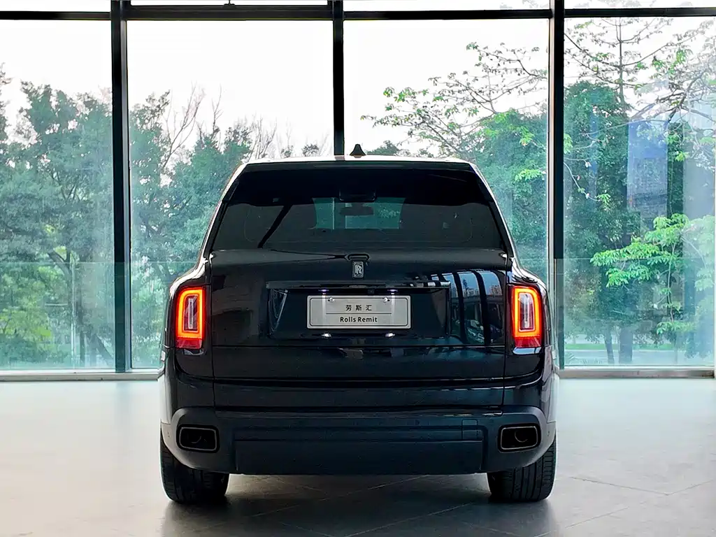 Cullinan 2020 Black Badge купить на сайте DeffCars