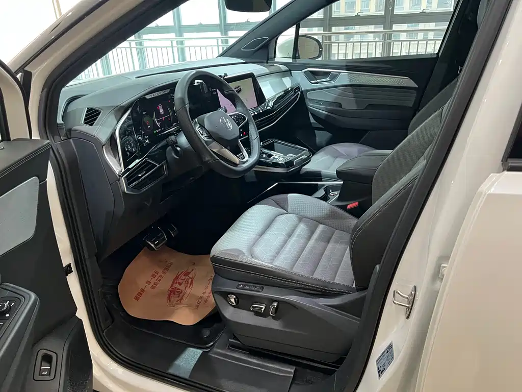 Lanjing 2021 380TSI four-wheel drive R-Line extension version купить на сайте DeffCars