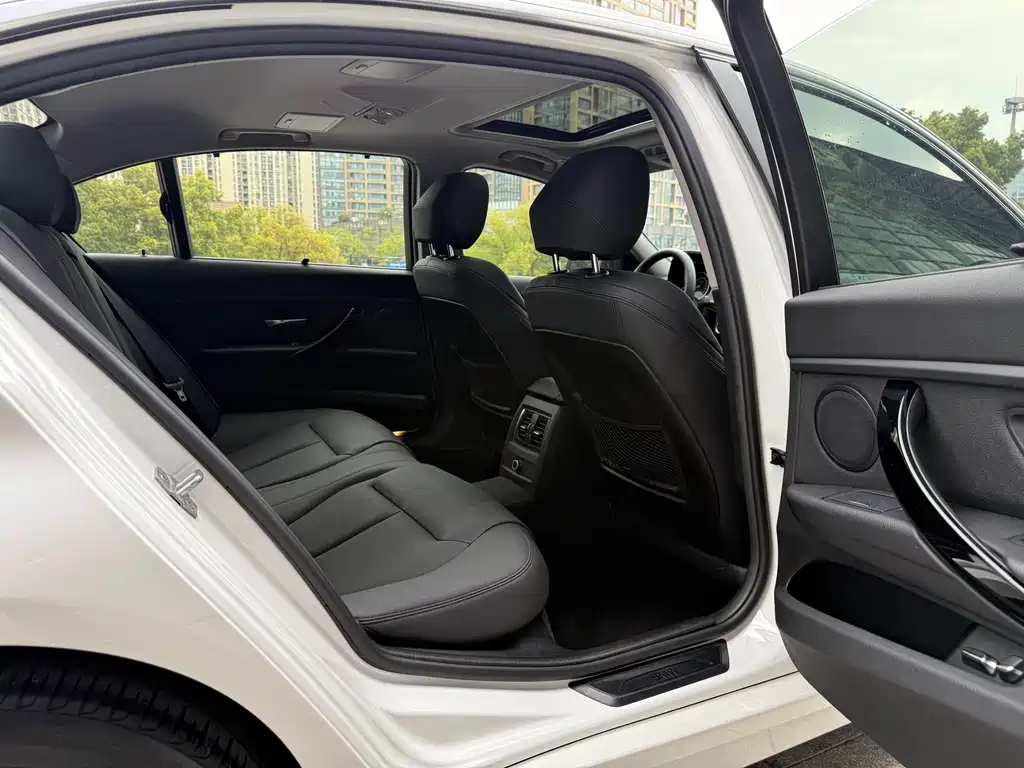 BMW 3 Series 2019 320Li Fashion Model купить на сайте DeffCars