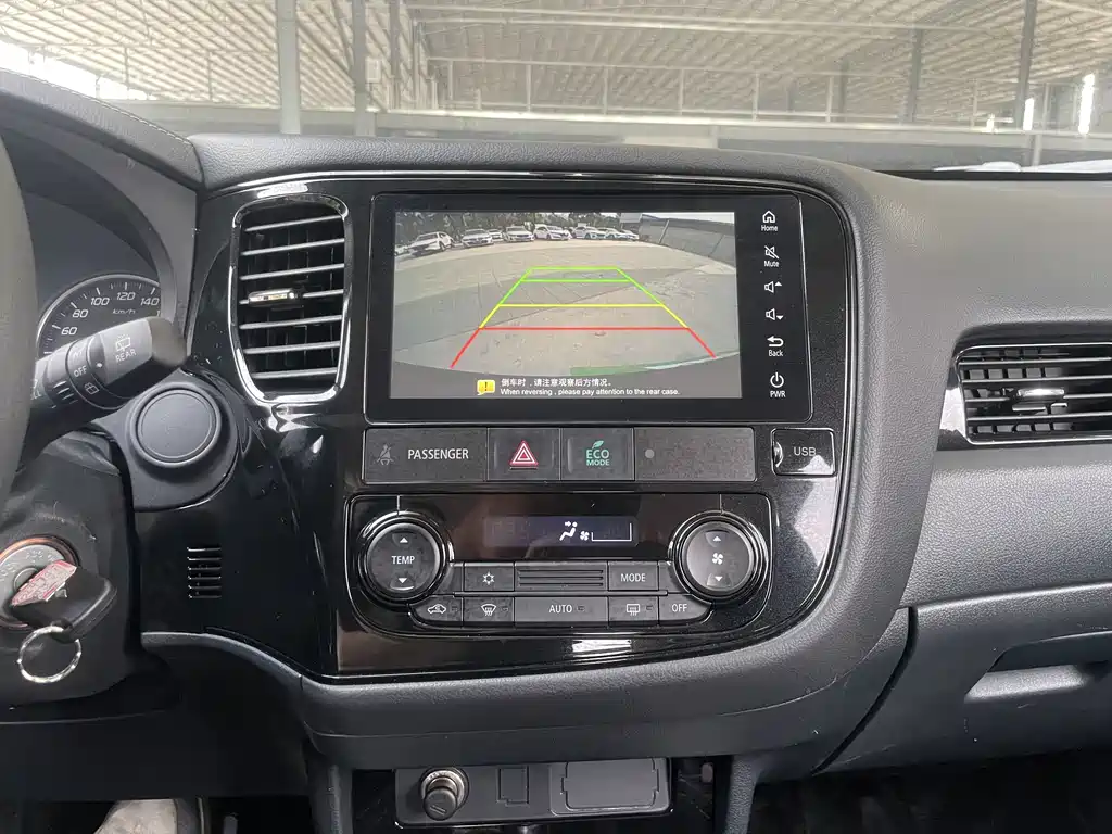 Outlander 2021 facelift 2.0L 2WD smooth version 5 seats купить на сайте DeffCars