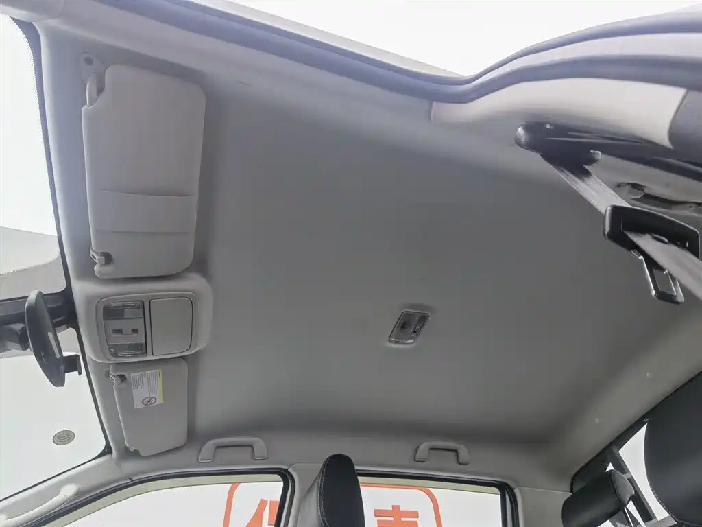 Yuhu 7 2020 2.0T diesel manual four-wheel drive comfort version short-axis National VI JX4D20A6L купить на сайте DeffCars