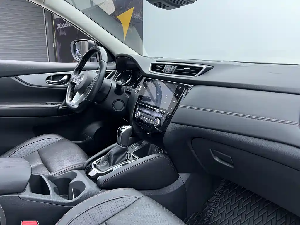 Qashqai 2022 2.0L CVT XV Prem Deluxe Edition купить на сайте DeffCars