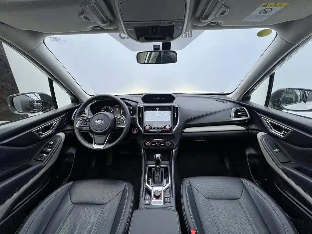 Forester 2022 2.0i AWD Deluxe Edition купить на сайте DeffCars