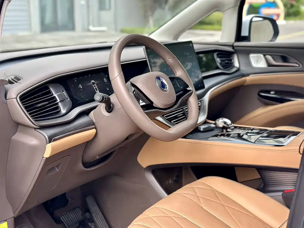Denza D9 2022 DM-i 970 four-wheel drive flagship model купить на сайте DeffCars
