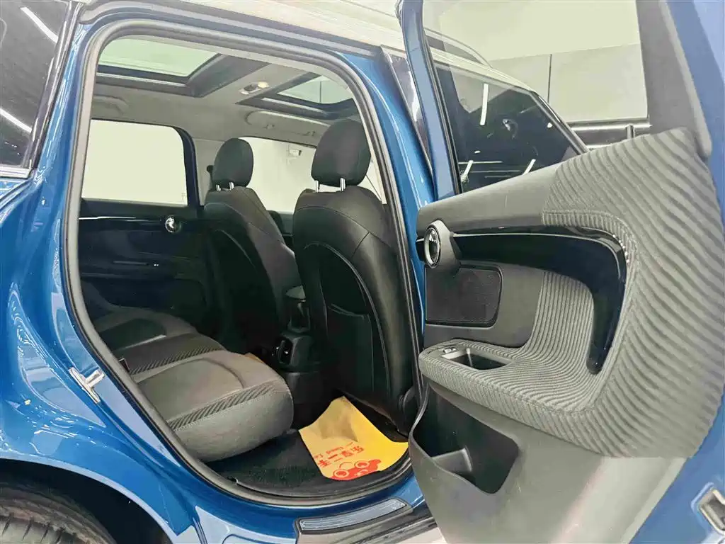 Countryman 2017 1.5T Cooper all4 traveler купить на сайте DeffCars