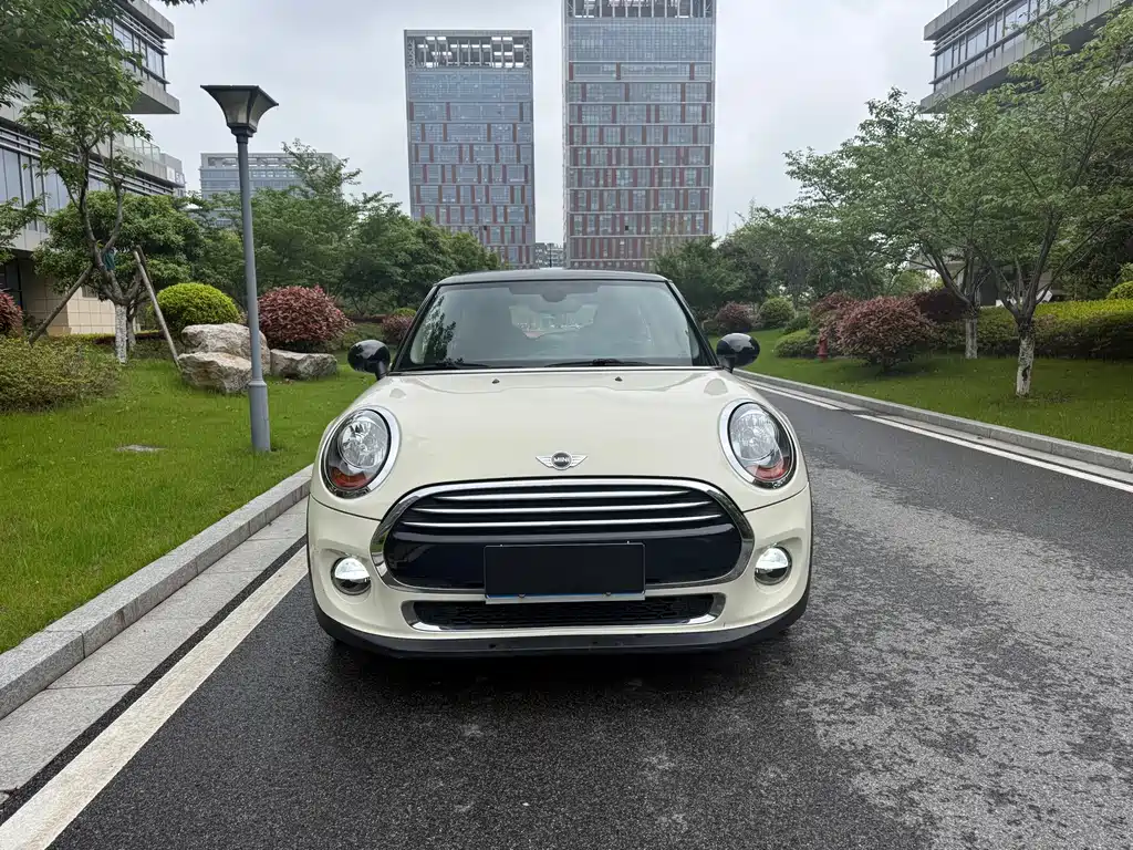 MINI 2016 1.5T COOPER купить на сайте DeffCars