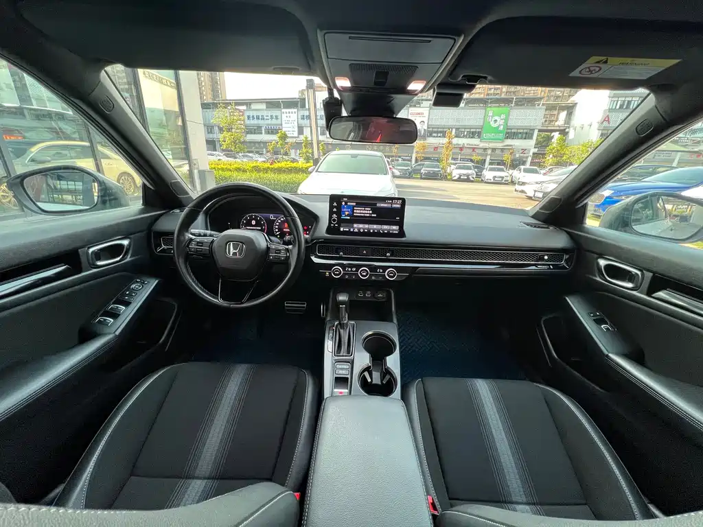 Civic 2022 240TURBO CVT combustion version купить на сайте DeffCars
