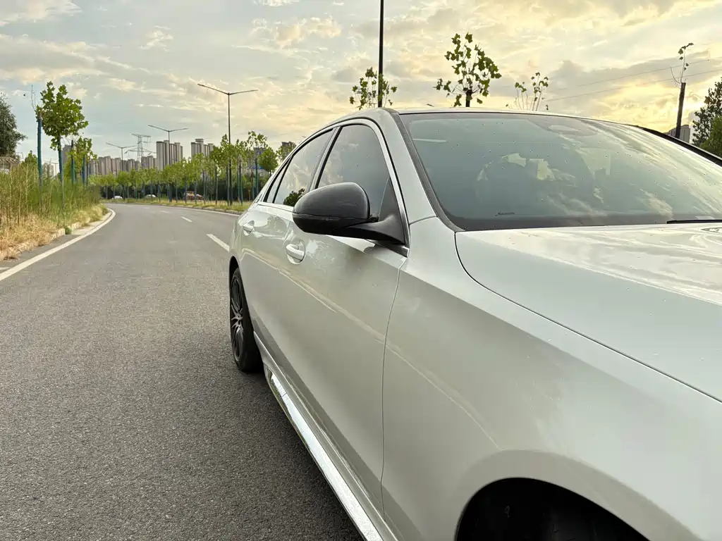 Mercedes C-Class 2023 C 260 L Sports Edition купить на сайте DeffCars