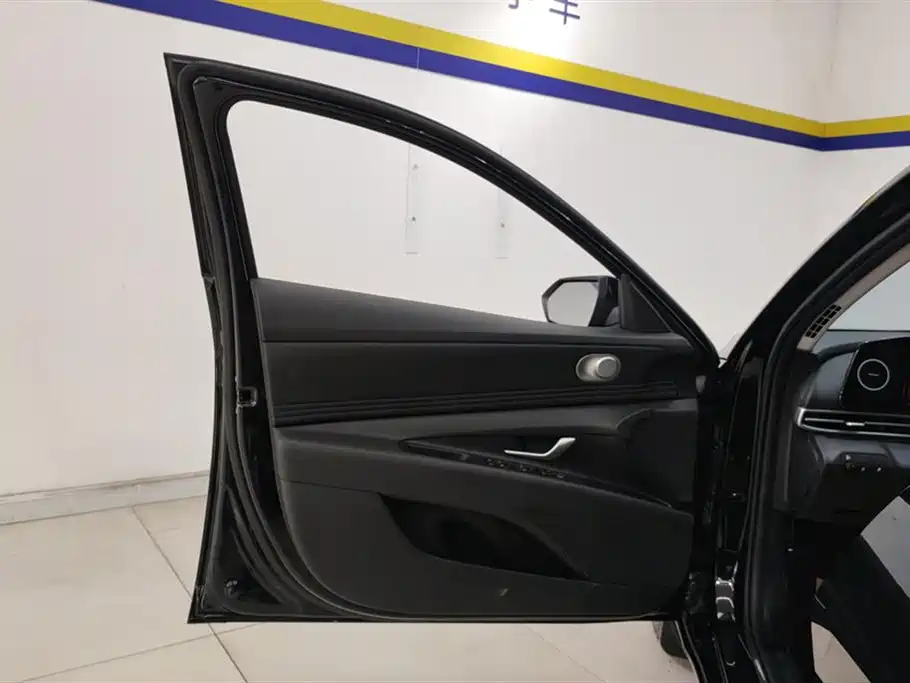 Elantra 2023 1.5L CVT GLX Elite Edition купить на сайте DeffCars