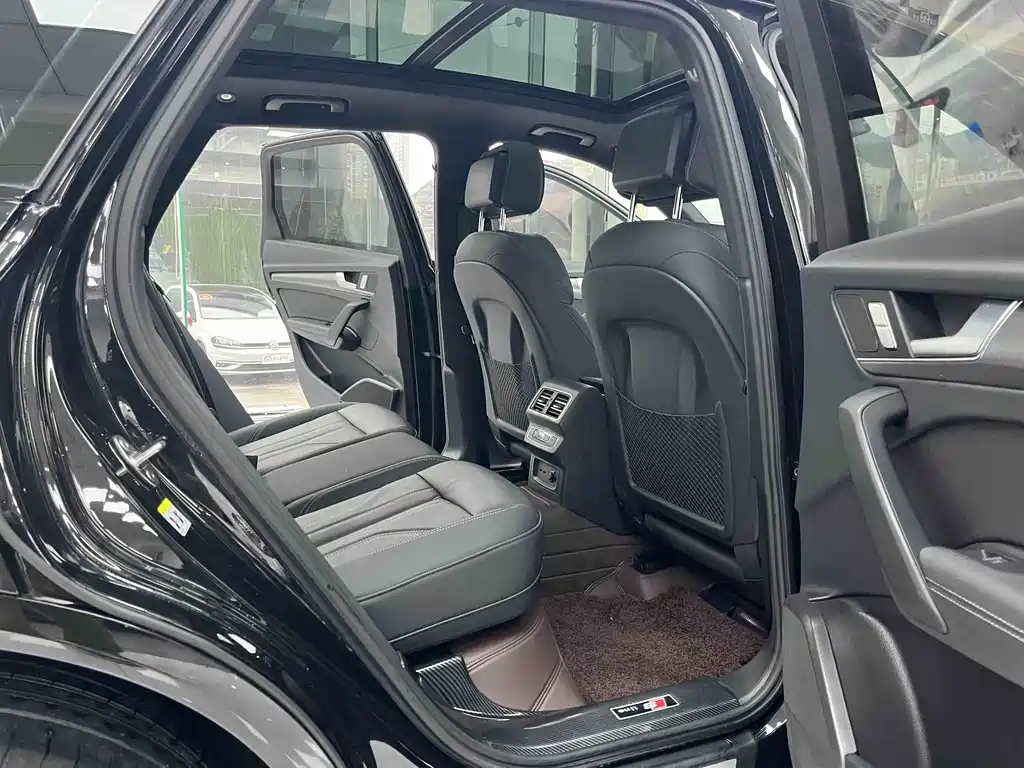 Audi Q5L 2023 40T luxury and dynamic model купить на сайте DeffCars