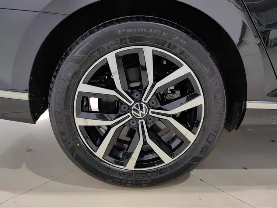 Magotan 2020 330TSI DSG leading model купить на сайте DeffCars