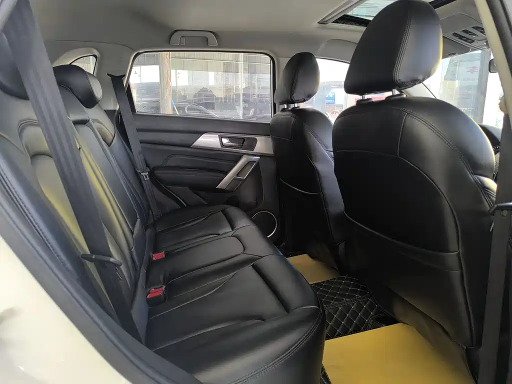 Haval H2 2017 Red Label 1.5T automatic two-wheel drive luxury model купить на сайте DeffCars