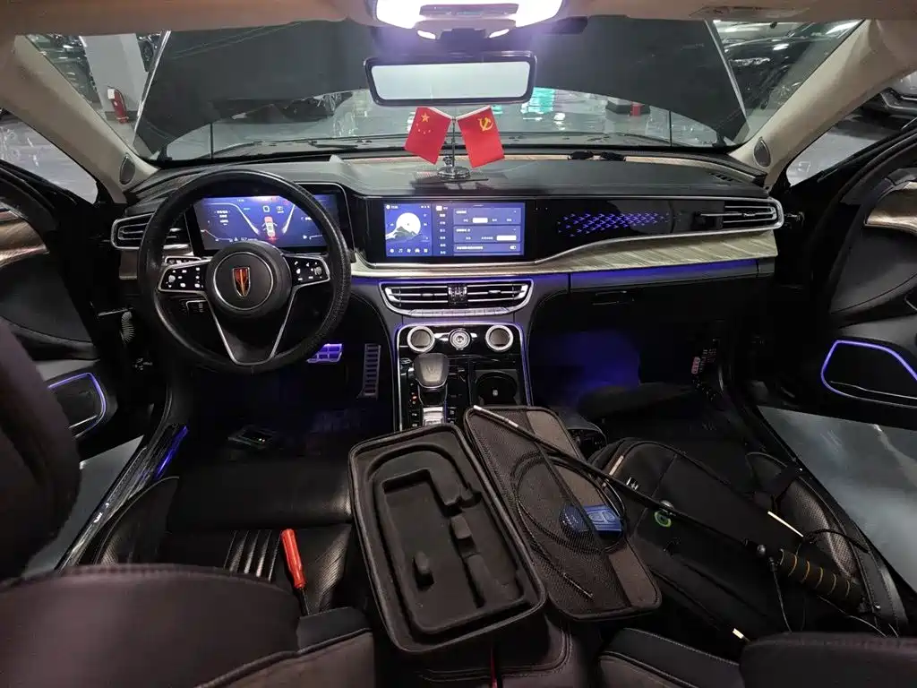 Hongqi H9 2020 2.0T Zhilian Qichang Edition купить на сайте DeffCars